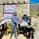 अपाङ्गता भएका ब्यक्तिलाई न्यानो कपडा र अण्डा सहयोग