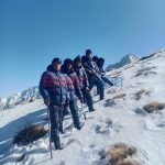 निर्वाचन सुरक्षाका लागि हिउ छिचोल्दै लिमी पुग्यो प्रहरी