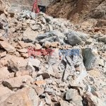 खार्पुनाथ मन्दिर पछाडि सडक ब्लास्टिङ जारी : दिउँसो ३ बजेपछि सडक पुनः सञ्चालन हुने