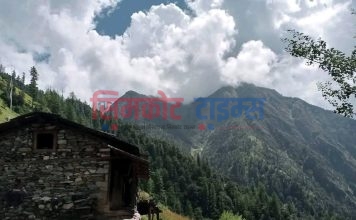 लाम्पाटा झपटको स्थलगत अध्ययन गर्ने टोली हुम्लामा