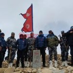 सशस्त्र प्रहरीद्धारा नेपाल र चीनबिचका सिमा स्तम्भको अनुगमन