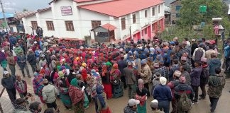 धुलाचौर बन्दको बिरुद्ध हुम्ला जिल्ला प्रशासन कार्यालय घेराउ