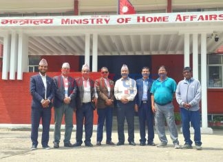 सासद रोकायाको अगाडी बन्द सडक खुलाउन दुवै जिल्लाका सिडियोलाई गृहमन्त्रीको निर्देशन