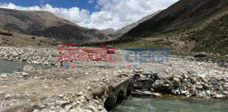 यातायात सेवा अबरुद्ध भएपछि लाप्चाबाट मानसरोवर कैलाशको दर्शन गर्न समस्या