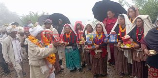 तेह्र वर्षपछि धामीझाँक्री मानसरोवर कैलाशमा